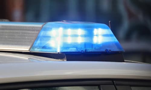 Riskante Flucht durch Müden: Audi-Fahrer rast vor Polizei davon – Wichtiger Zeugenaufruf im Kreis Gifhorn