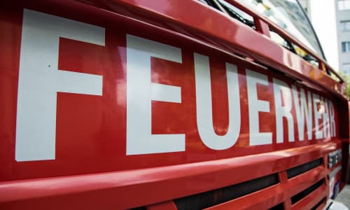 Großeinsatz in Rühen: Gas-Alarm legt Straße lahm – doch die Gefahr kam von woanders