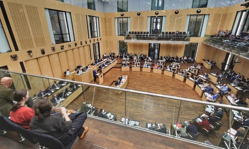 Schutz vor heimlichen Aufnahmen: Bundesrat gibt grünes Licht für härtere Strafen – Was das für Gifhorn bedeutet